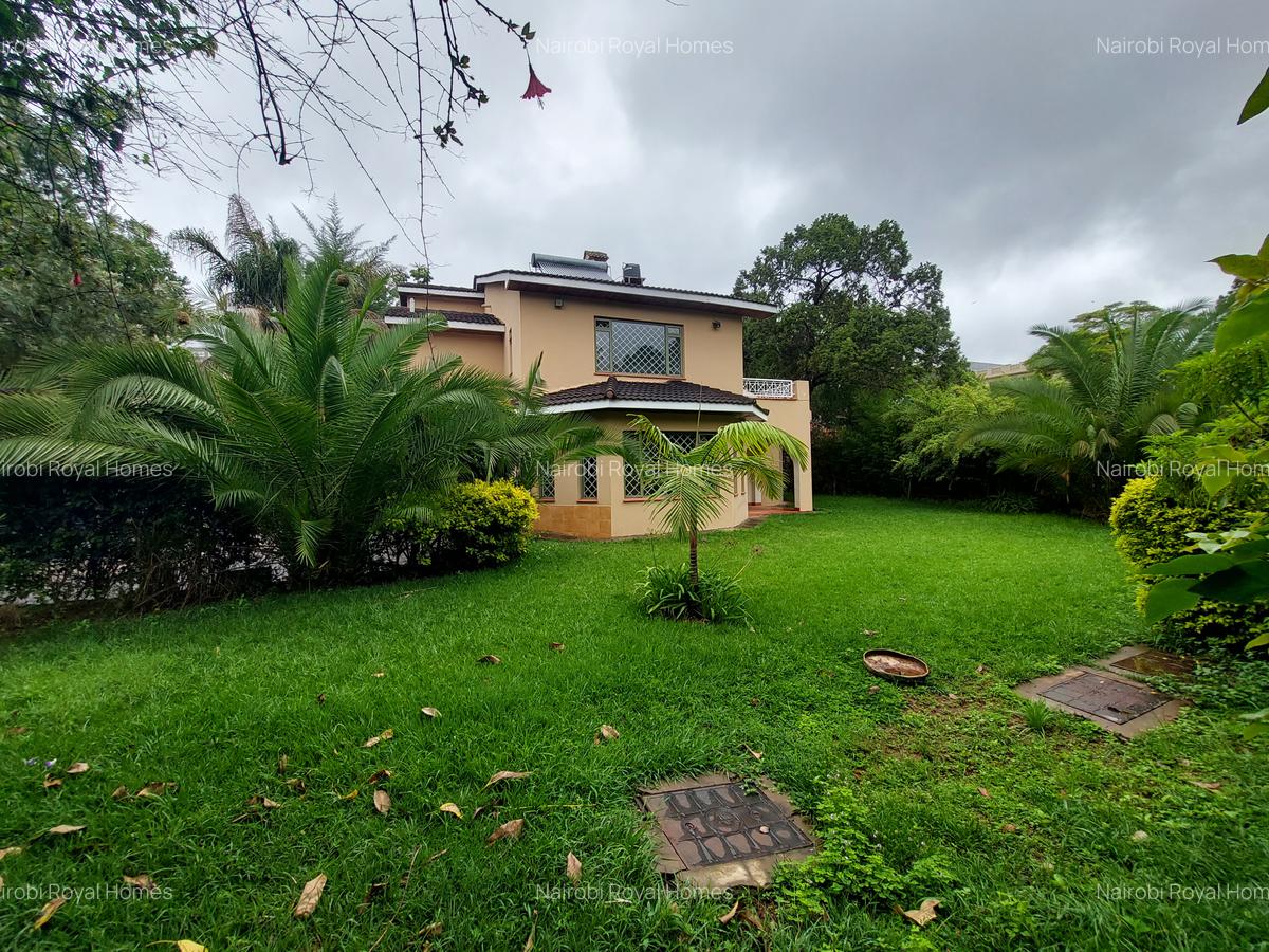 4 Bed Townhouse with En Suite at Lavington Road - 6