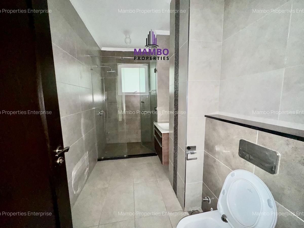 4 Bed Apartment with En Suite at General Mathenge - 20