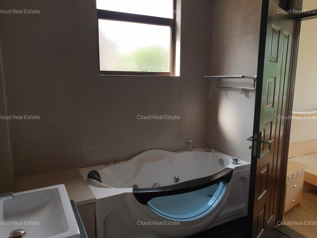 3 Bed Apartment with En Suite in Westlands Area - 5