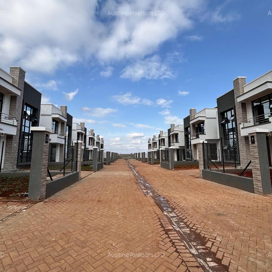 4 Bed Townhouse with En Suite at Eastern Bypass - 1