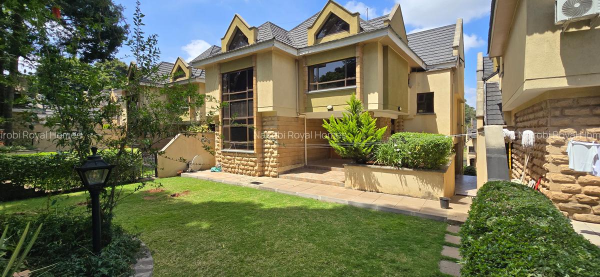 5 Bed Townhouse with En Suite at Off Chalbi Drive 55 - 4