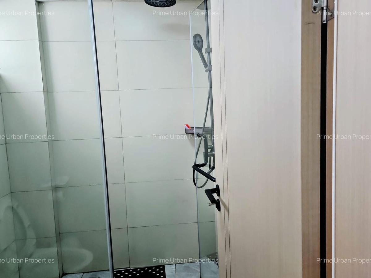 Serviced 1 Bed Apartment with En Suite in Westlands Area - 18