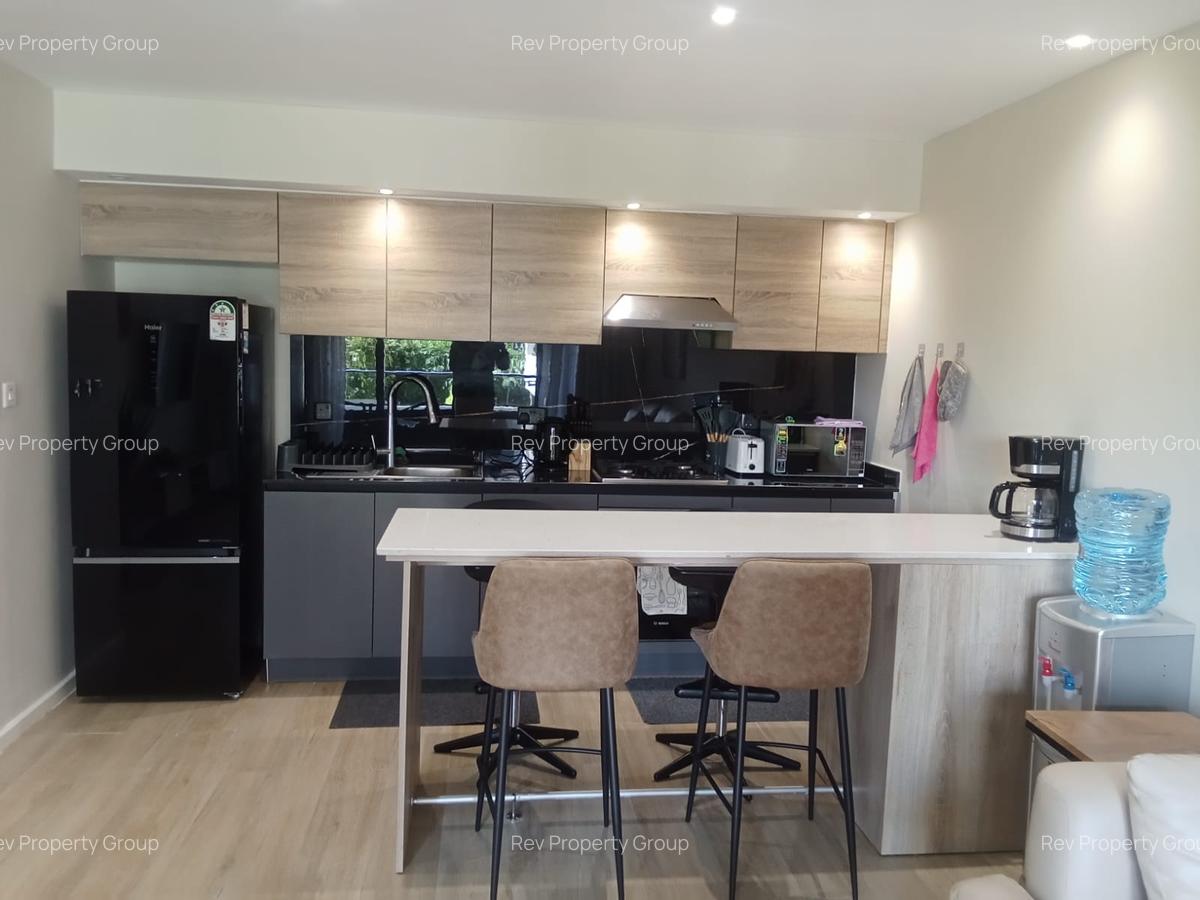 Furnished 1 Bed Apartment with Swimming Pool in Riverside - 8