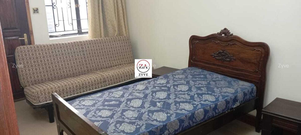 3 Bed House with En Suite at Lavington - 4