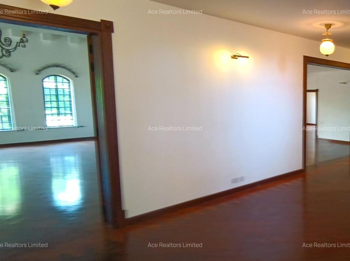 6 Bed House with En Suite at Kitisuru - 14