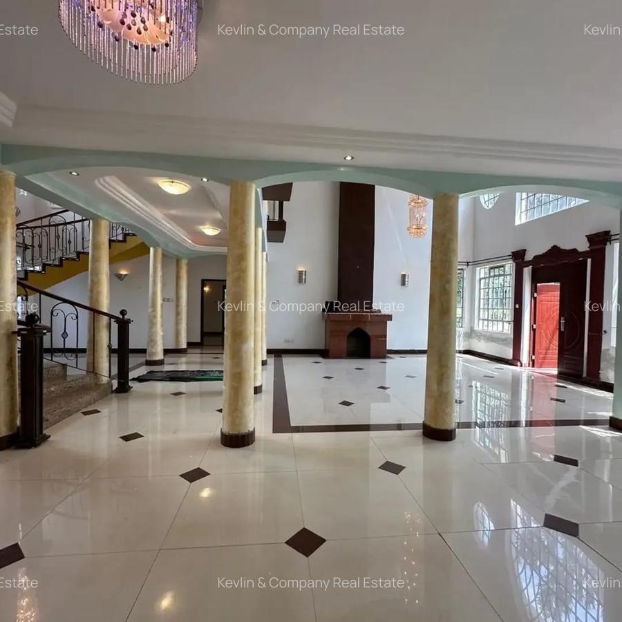 6 Bed Villa with En Suite in Nyari - 4