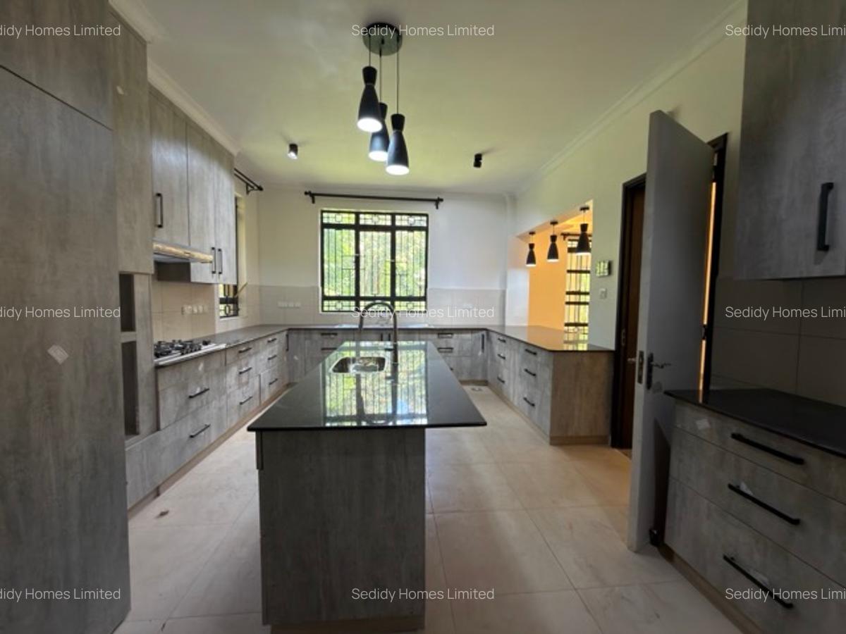 4 Bed Villa with En Suite in Karen - 3