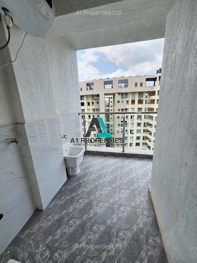2 Bed Apartment with En Suite in Riverside - 4