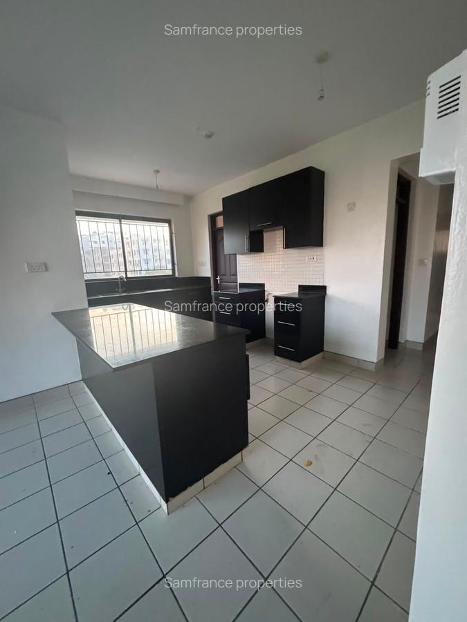 3 Bed Apartment with Borehole at Links Road - 6