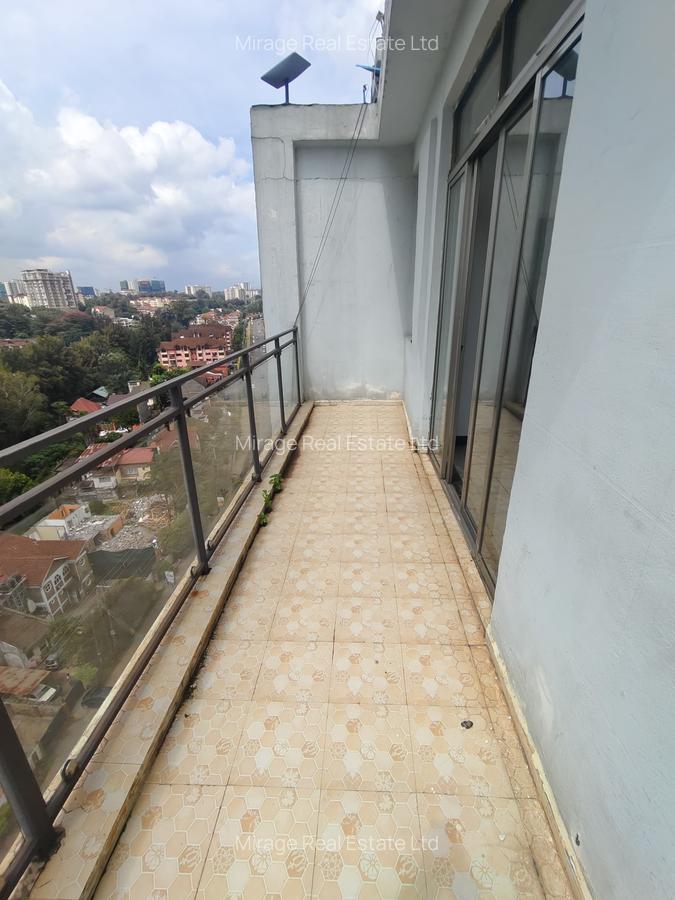 1 Bed Apartment with Swimming Pool in Kileleshwa - 4