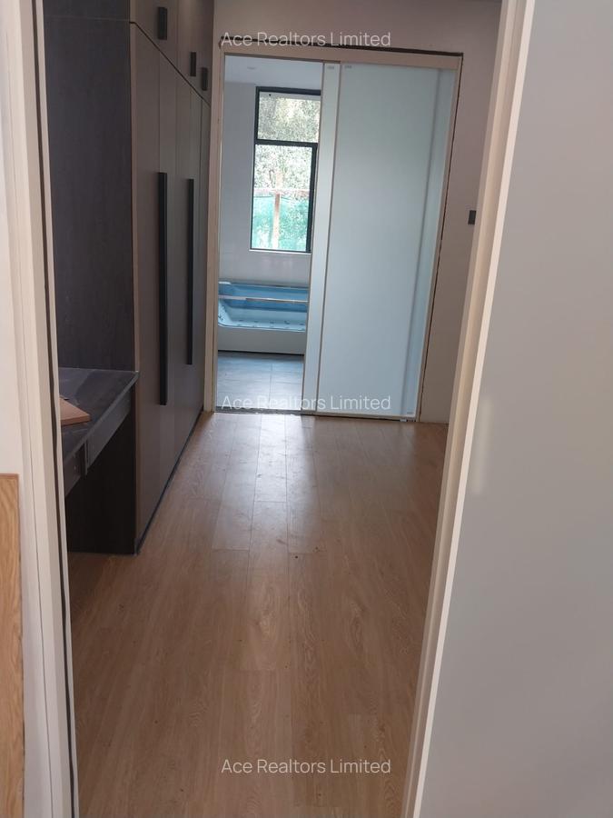 4 Bed Townhouse with En Suite at Lavington Estate - 19