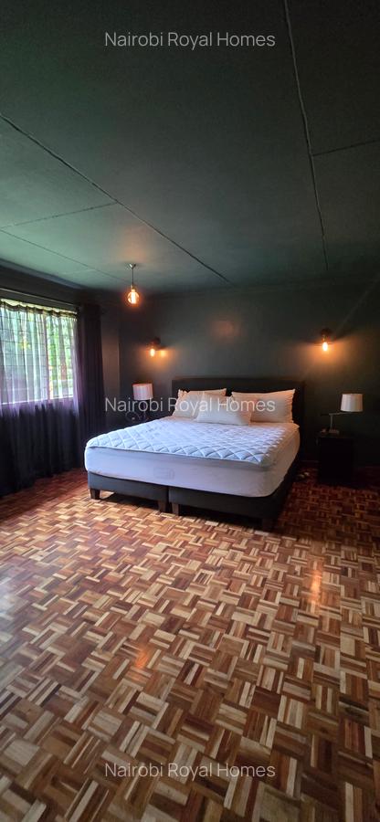 4 Bed House with En Suite at Loresho Road - 16