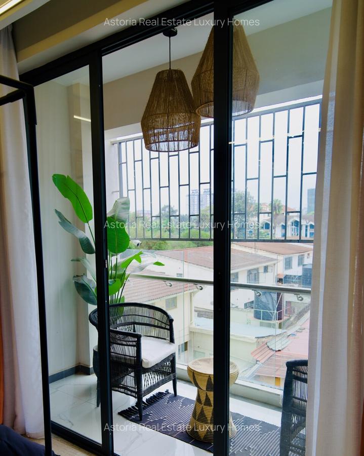 Studio Apartment with En Suite at 2026-423 0 Studio - 10