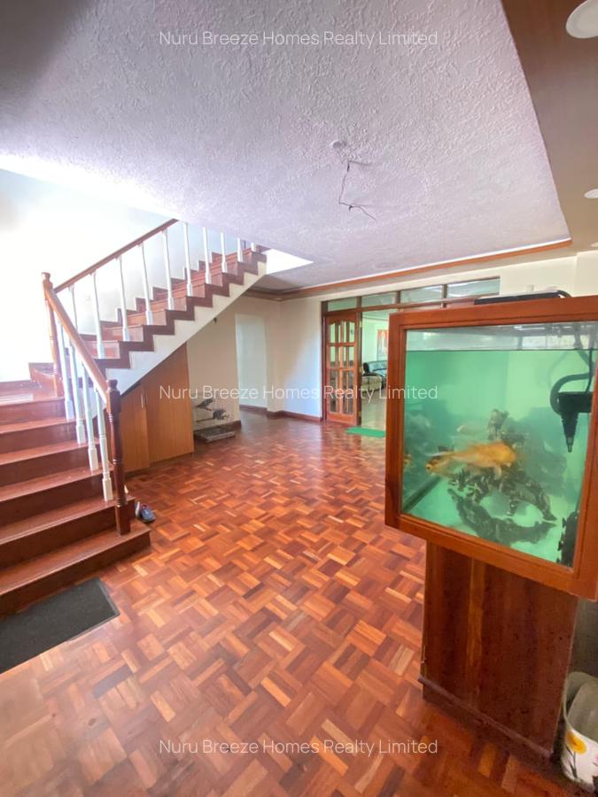 6 Bed House with En Suite in Karen - 4