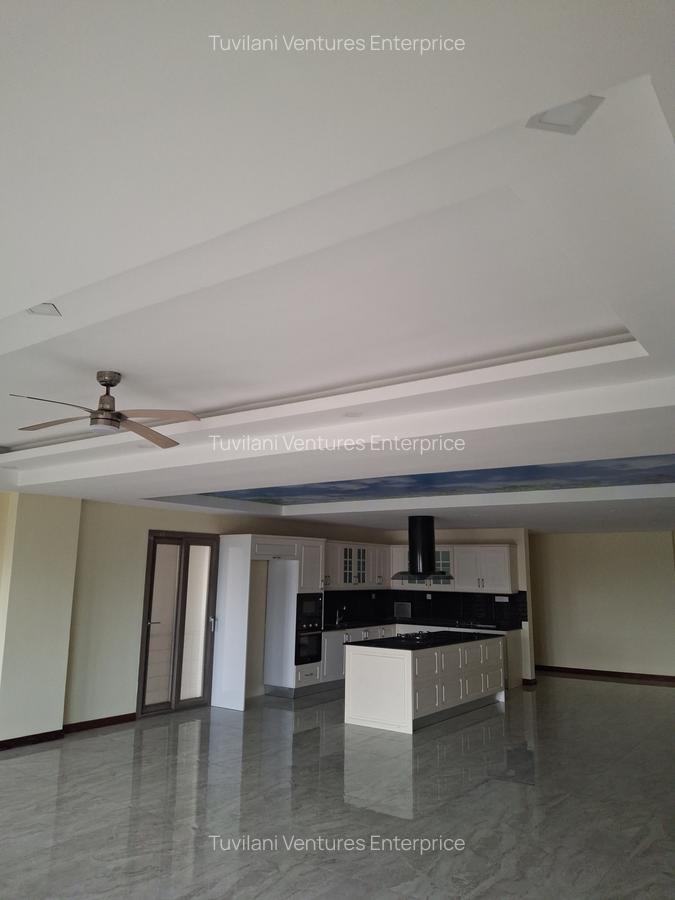 Serviced 3 Bed Apartment with En Suite at Nyali Mombasa - 12