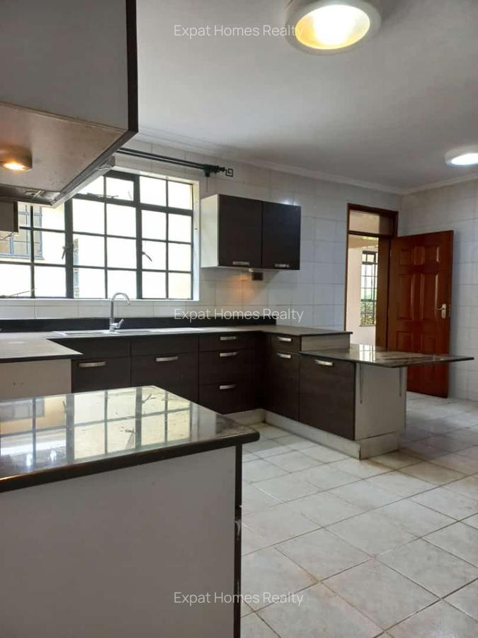 5 Bed Villa with En Suite in Lavington - 9