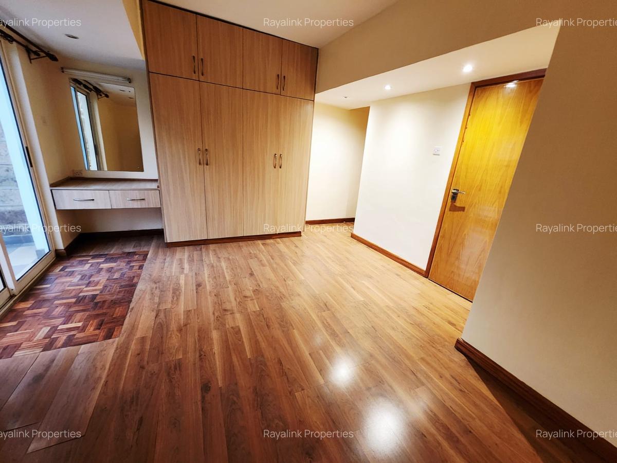 4 Bed Townhouse with En Suite at Kilimani - 17