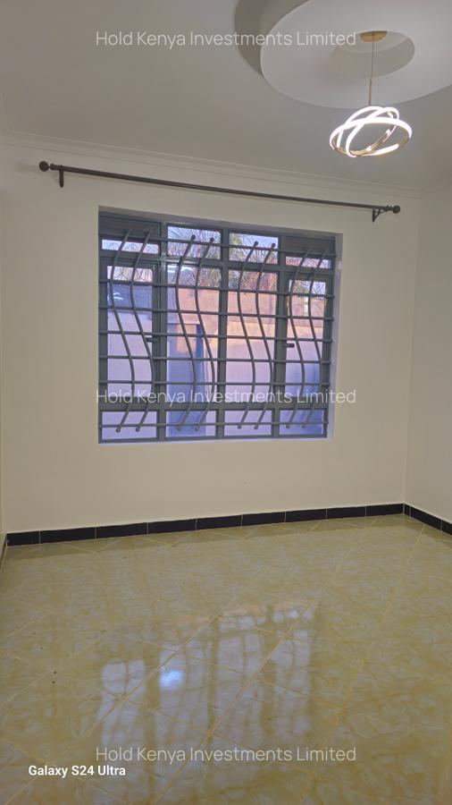 4 Bed House with En Suite at Riversidedrive - 11