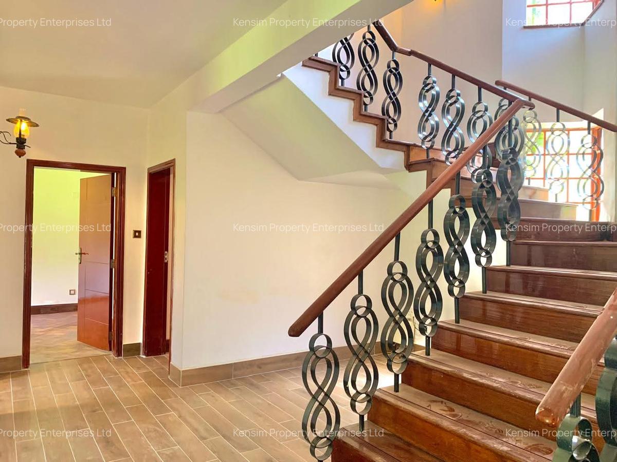 5 Bed Townhouse with En Suite in Runda - 8