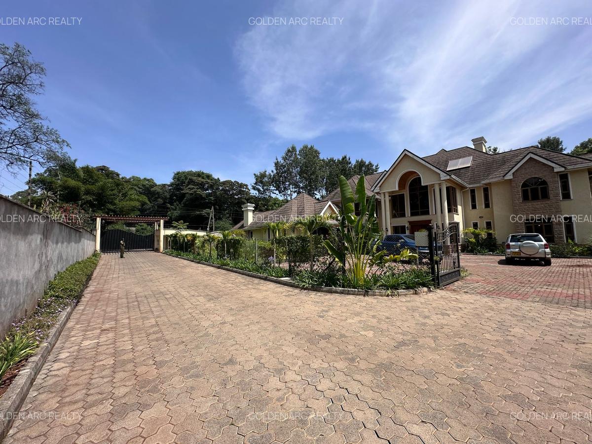 5 Bed Villa with En Suite in Karen - 1