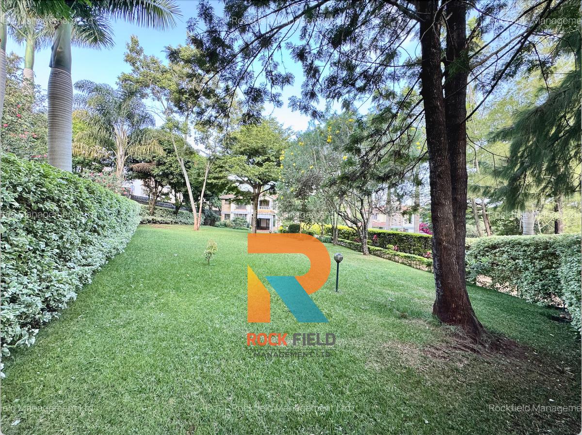 4 Bed Townhouse with En Suite at Redhill Road - 18