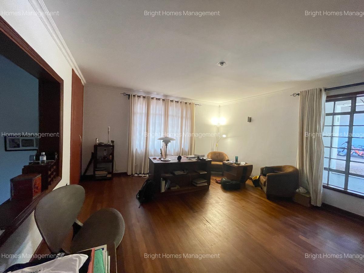 4 Bed House with En Suite in Loresho - 9