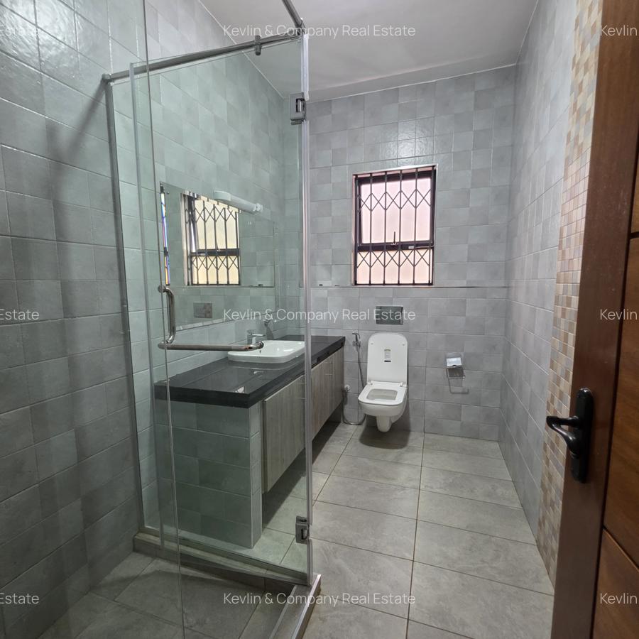 5 Bed Villa with En Suite in Thigiri - 5
