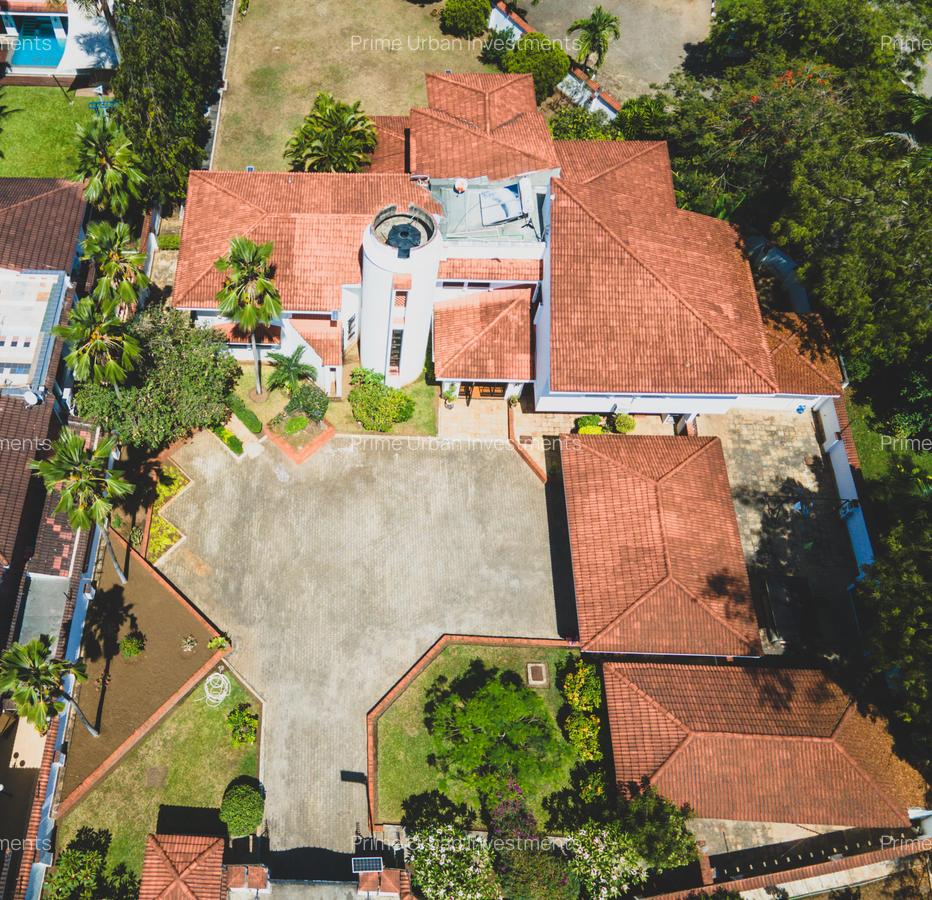 6 Bed House with En Suite at Nyali Beach - 15