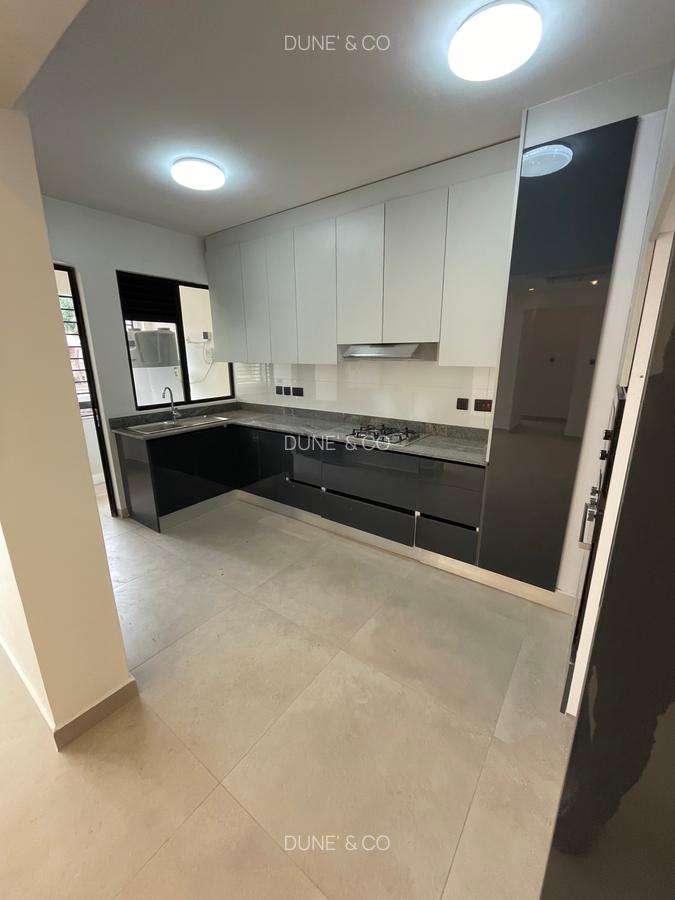 Serviced 2 Bed Apartment with En Suite in Westlands Area - 7
