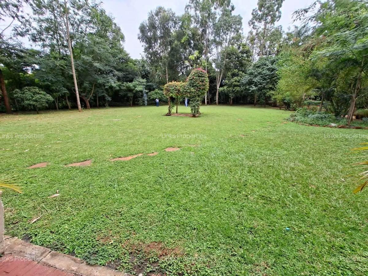 5 Bed Townhouse with En Suite at Karen - 4