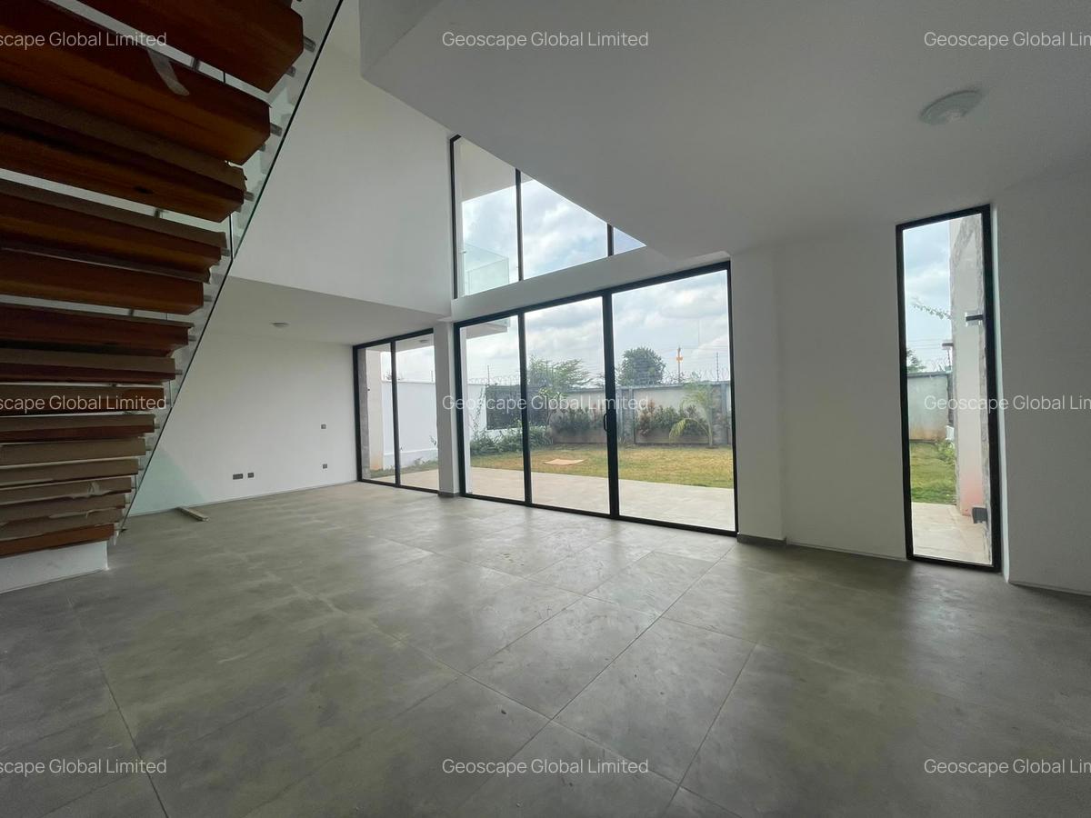 4 Bed House with En Suite in Runda - 7