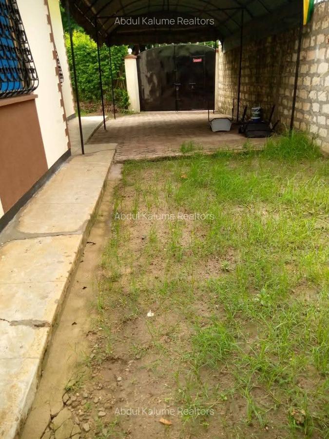2 Bed House with En Suite at Bamburi - 5