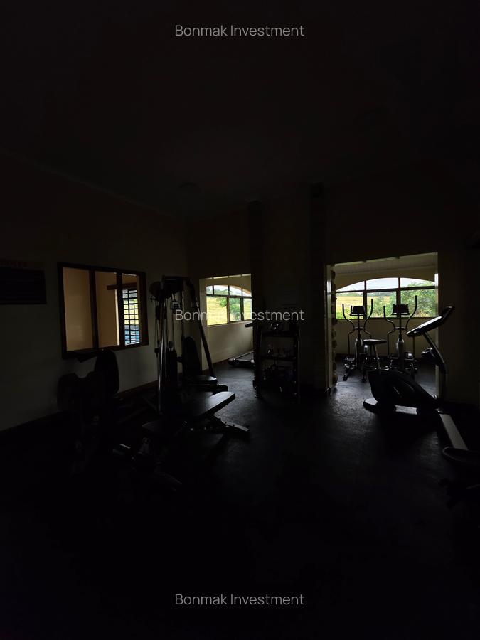 4 Bed Townhouse with En Suite at Rossylin Heights - 11