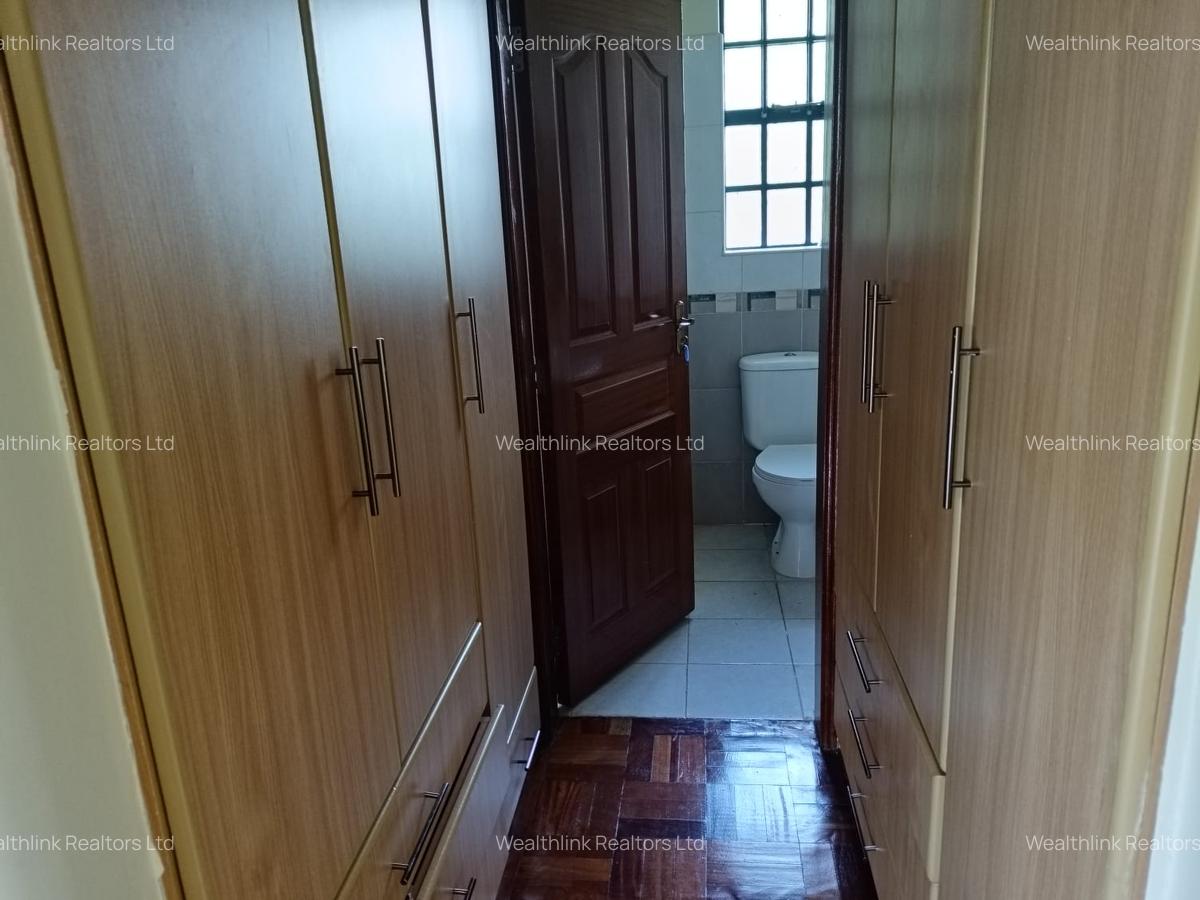 4 Bed Townhouse with En Suite at Runda - 7
