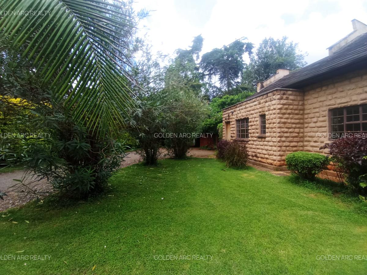 5 Bed Townhouse with En Suite in Karen - 20