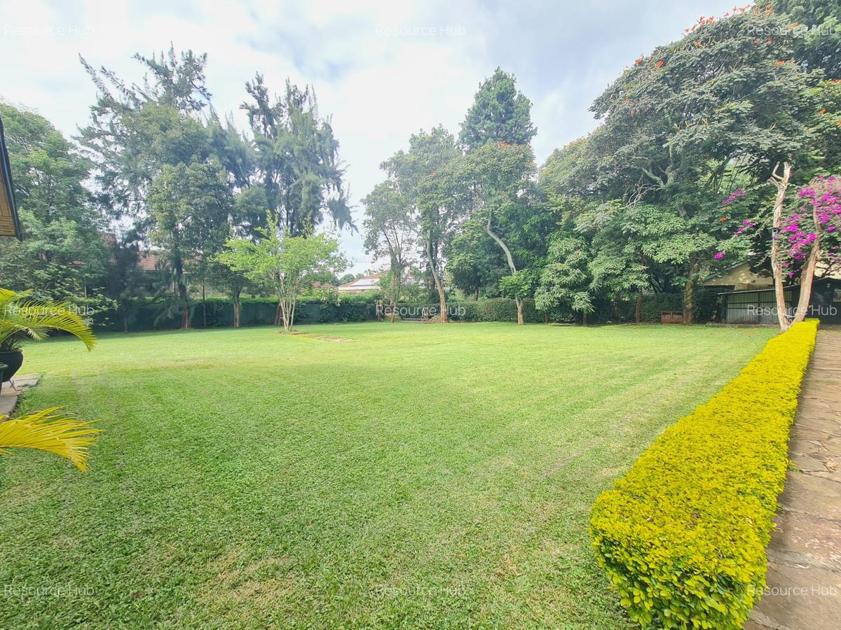 4 Bed House with En Suite at Nyari - 1