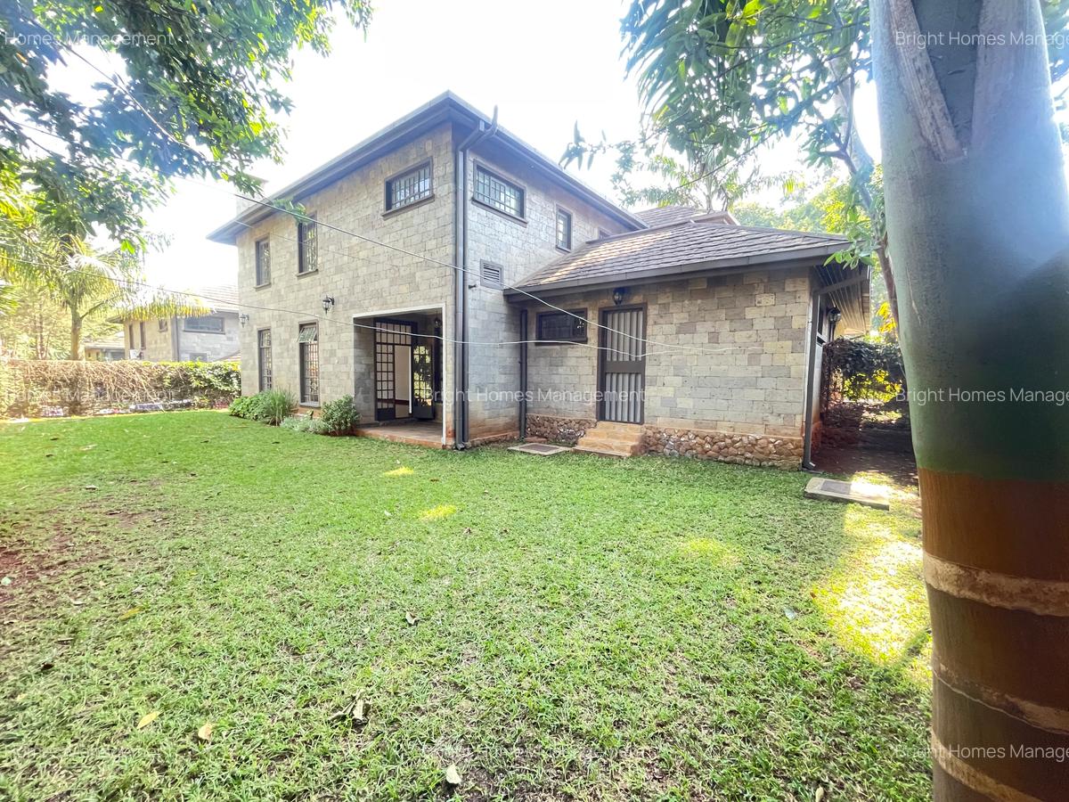 4 Bed Townhouse with En Suite in Spring Valley - 1