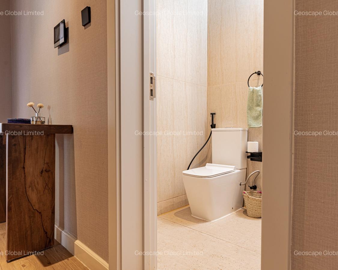 2 Bed Apartment with En Suite in Brookside - 6