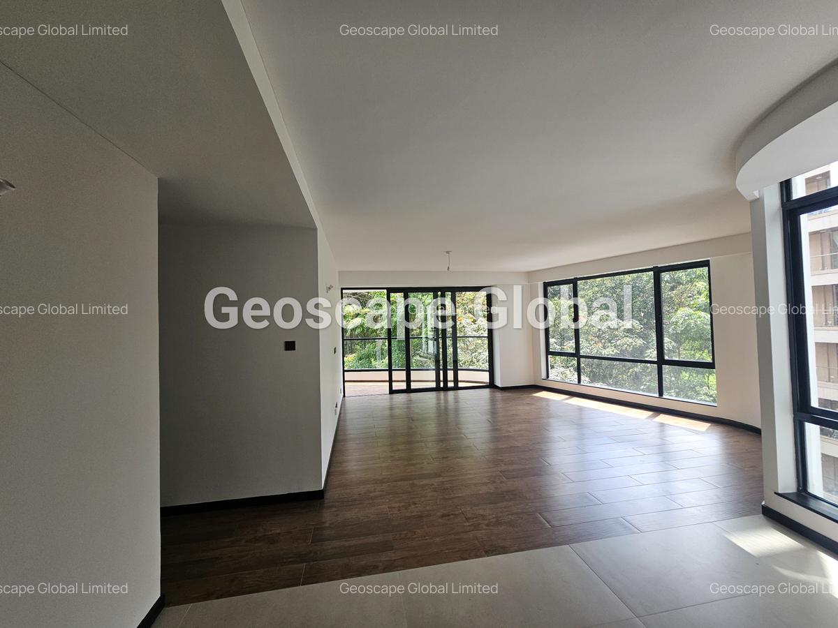 3 Bed Apartment with En Suite in Spring Valley - 5
