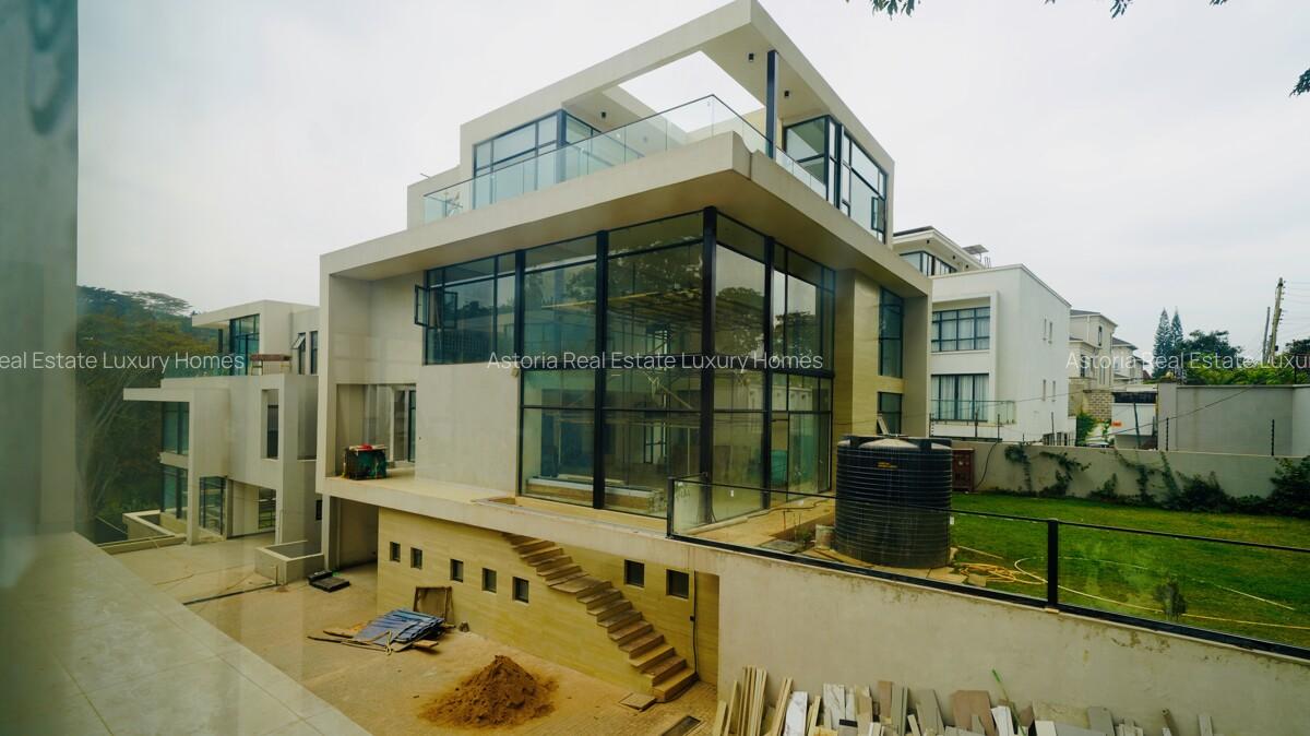5 Bed Villa with En Suite at 2026-187 - 8
