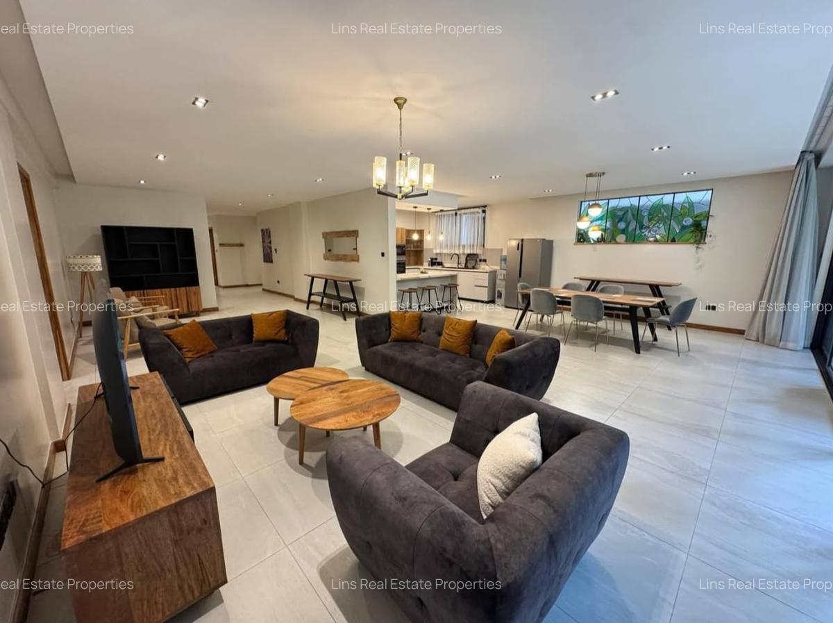 Furnished 4 Bed Apartment with En Suite in Spring Valley - 3