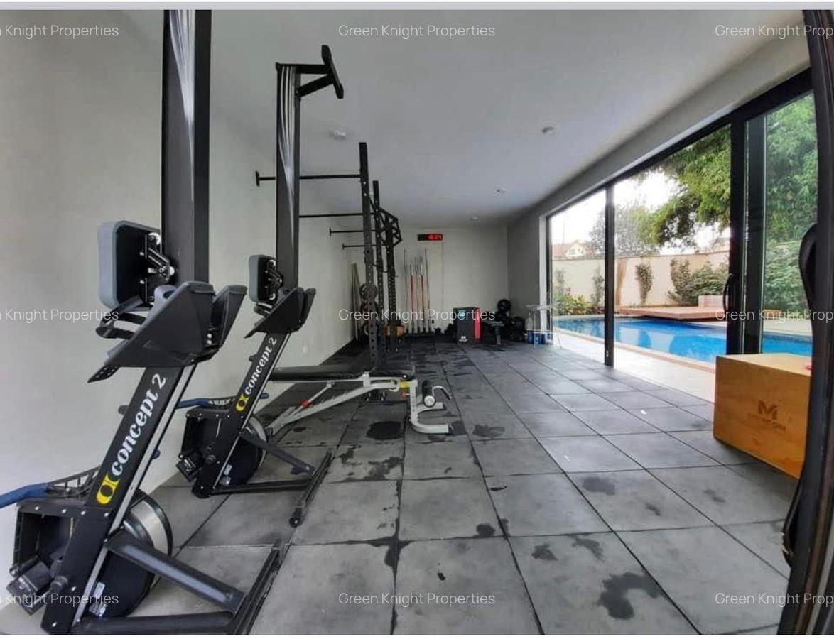 Serviced 2 Bed Apartment with En Suite in Lavington - 17