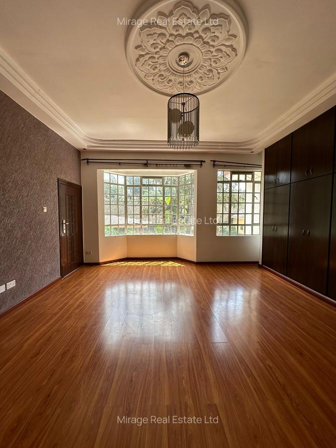6 Bed House with En Suite in Nyari - 7
