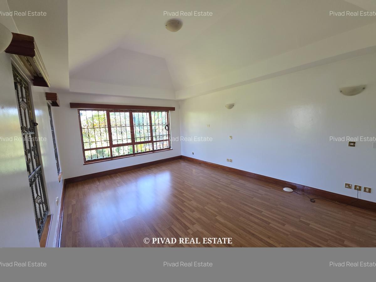4 Bed House with Swimming Pool in Runda - 8