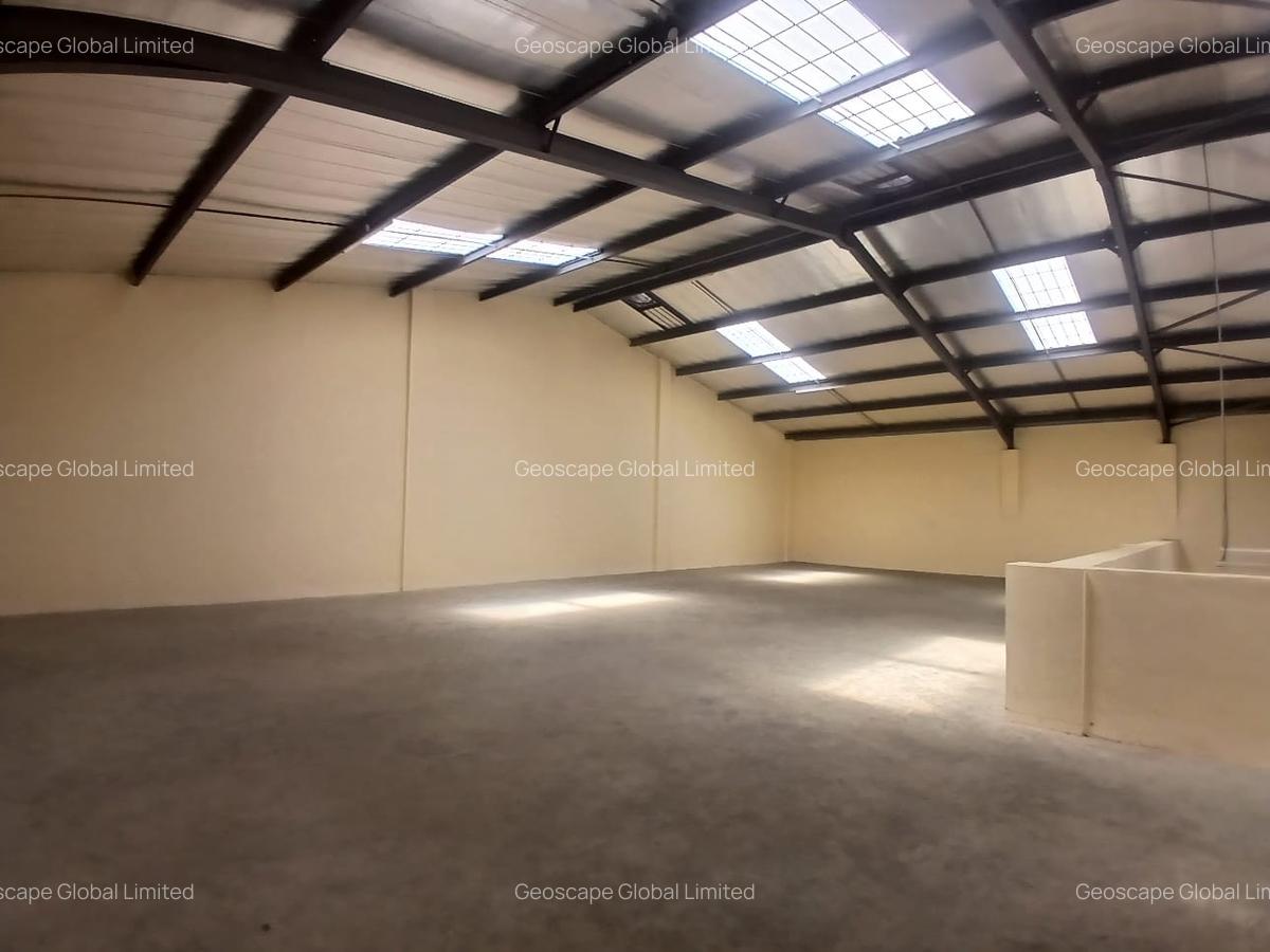 7,200 ft² Warehouse with Parking in Ruaraka - 1