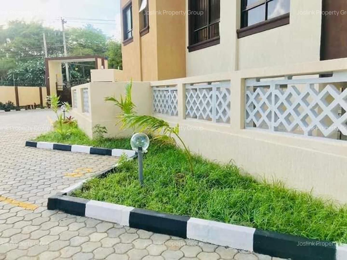 3 Bed Apartment with En Suite in Nyali Area - 7