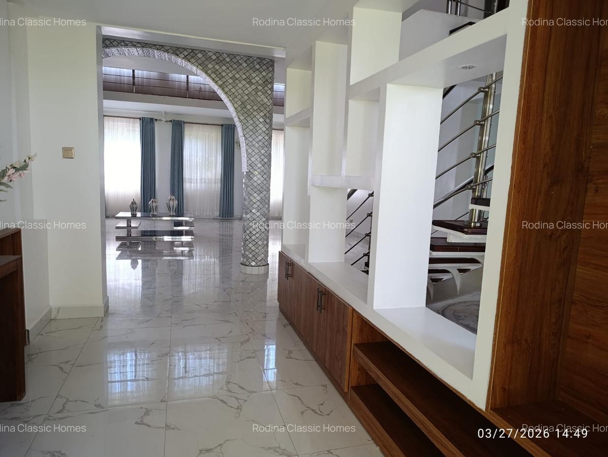 6 Bed Townhouse with Garden at Windy Ridge - 2