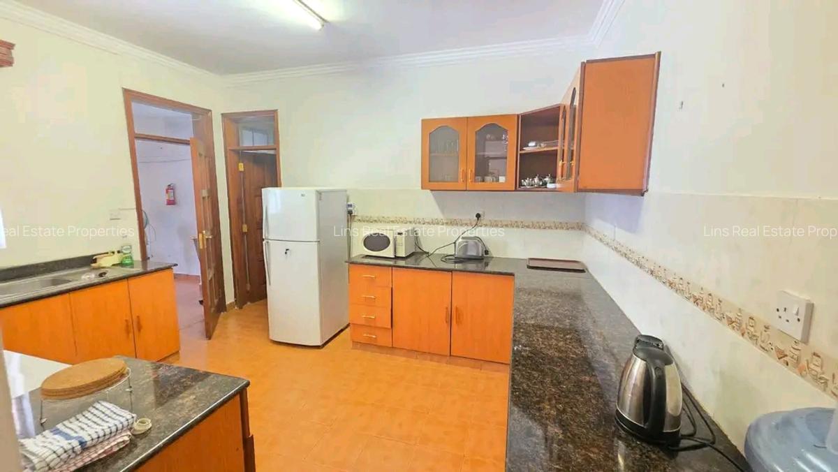 3 Bed Townhouse with En Suite in Spring Valley - 11
