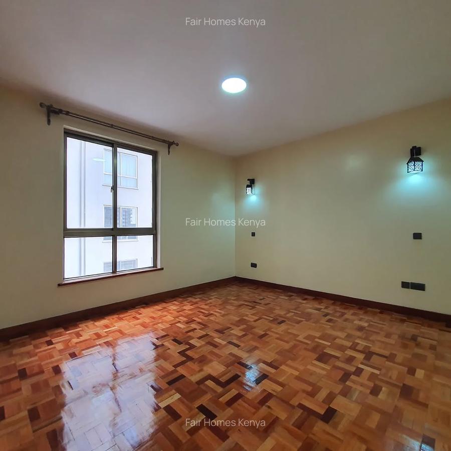 3 Bed Apartment with En Suite at Othaya Road - 11