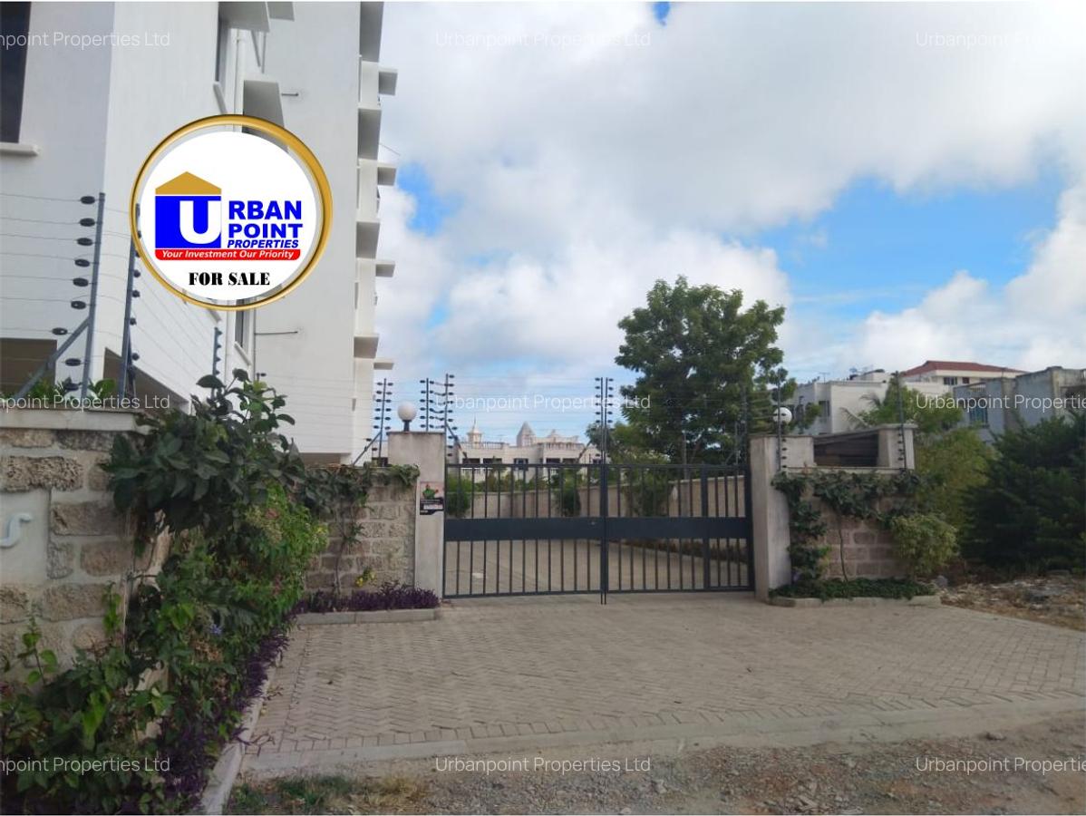 3 Bed Apartment with En Suite in Nyali Area - 1